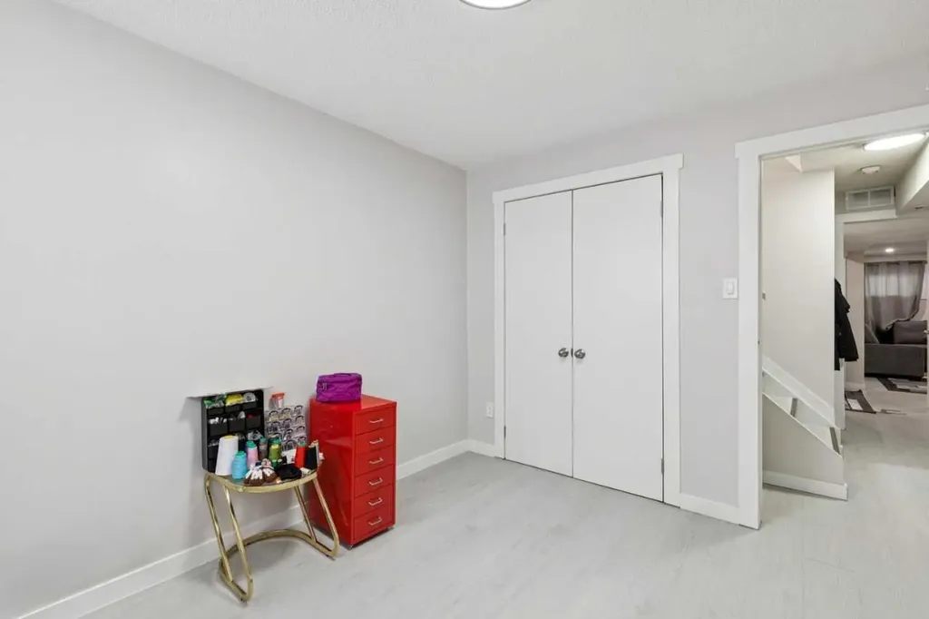 4210 Richmond Road SW Calgary AB T3E4P3