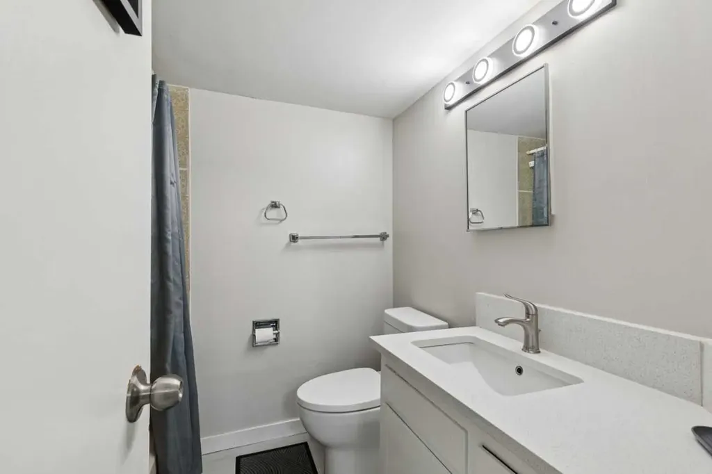 4210 Richmond Road SW Calgary AB T3E4P3