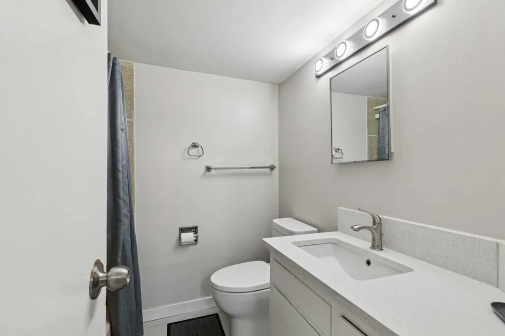 4210 Richmond Road SW Calgary AB T3E4P3