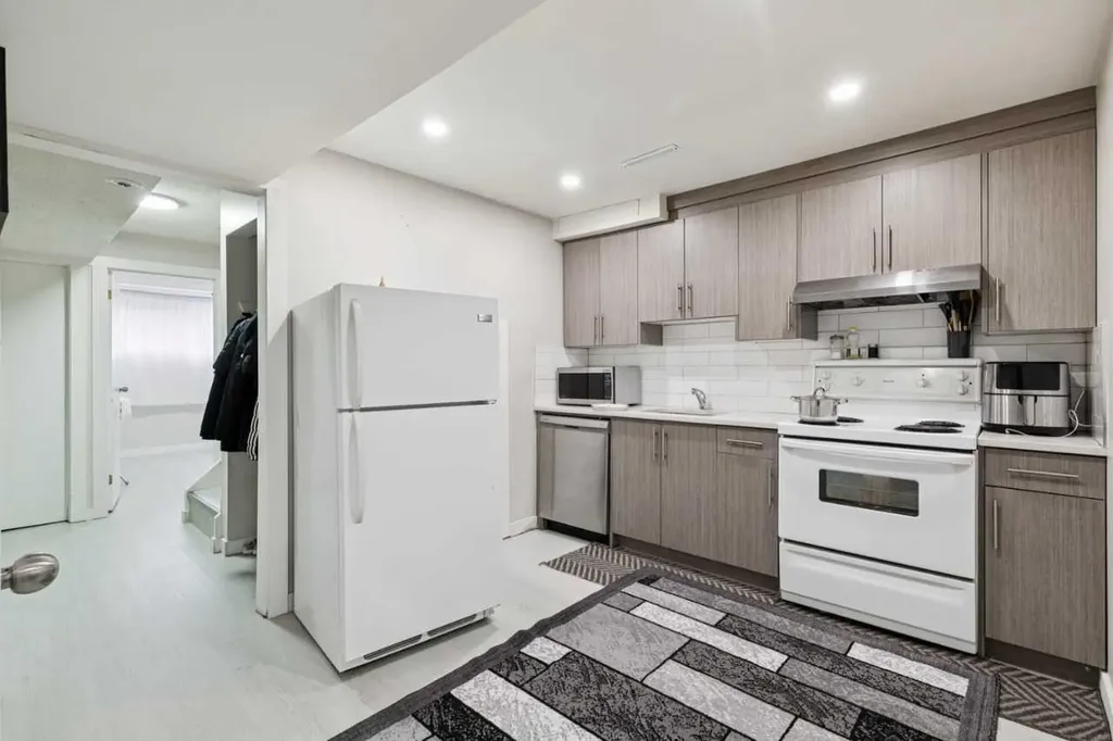 4210 Richmond Road SW Calgary AB T3E4P3