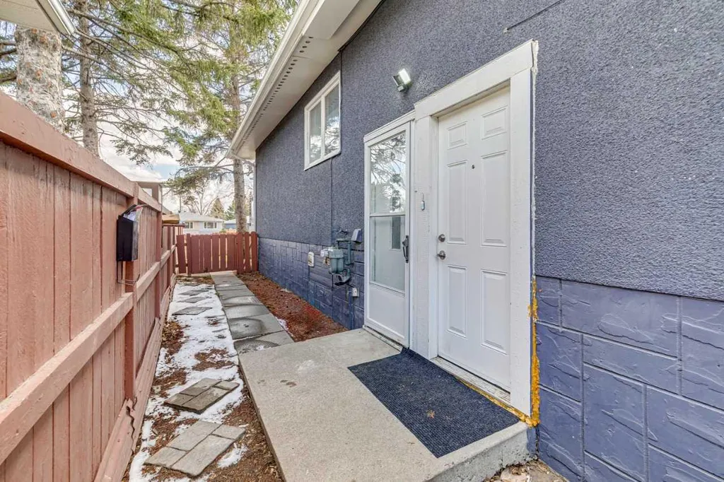 4210 Richmond Road SW Calgary AB T3E4P3