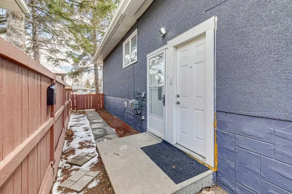 4210 Richmond Road SW Calgary AB T3E4P3