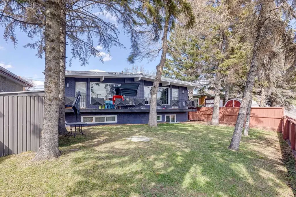 4210 Richmond Road SW Calgary AB T3E4P3