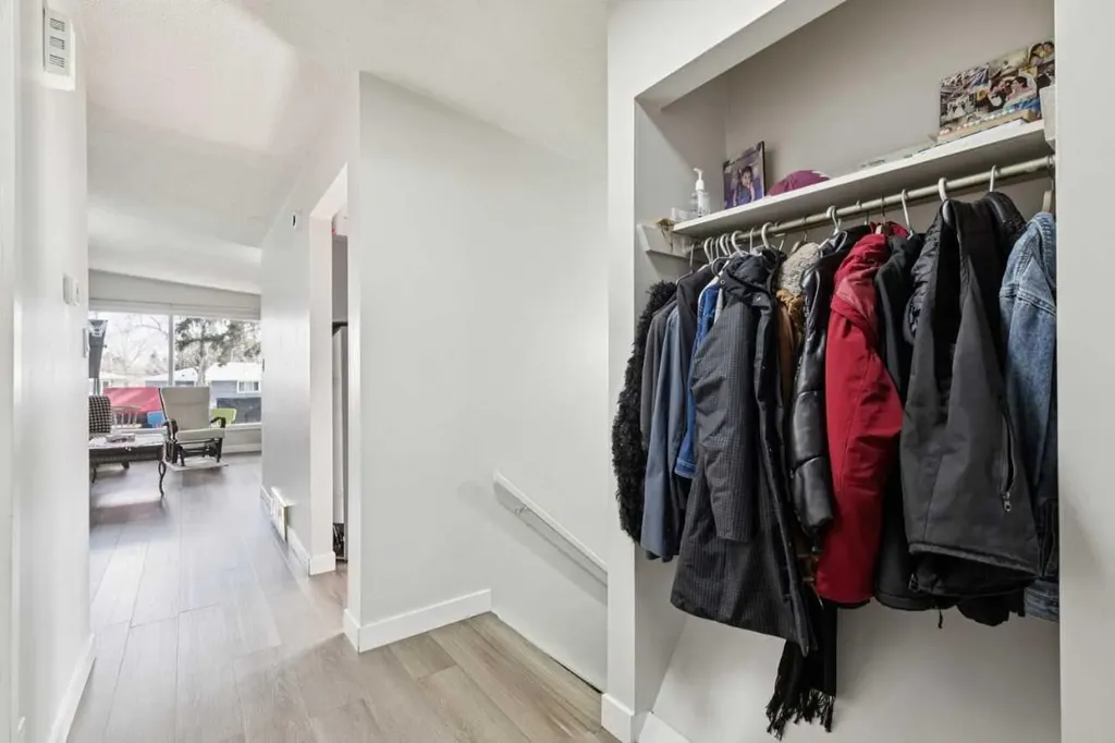 4210 Richmond Road SW Calgary AB T3E4P3