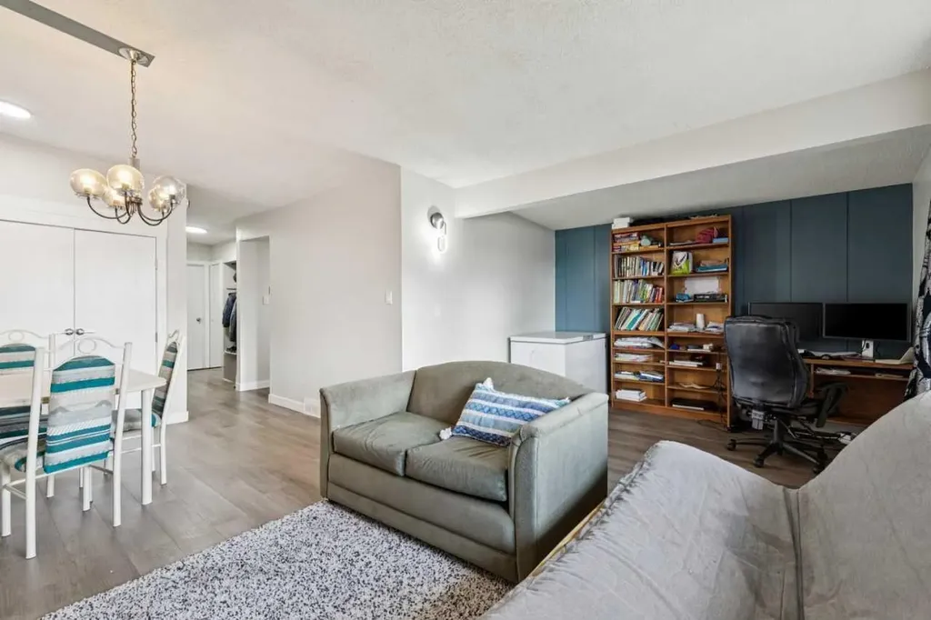 4210 Richmond Road SW Calgary AB T3E4P3