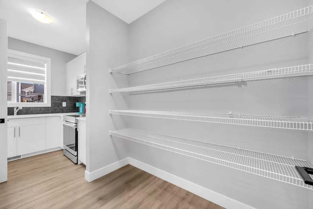 155 Carringham Way NW Calgary AB T4B 3P5