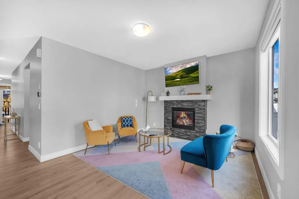155 Carringham Way NW Calgary AB T4B 3P5