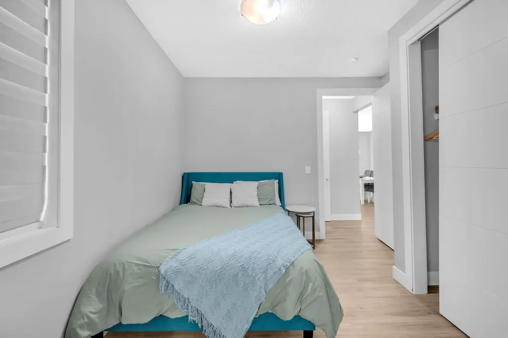 155 Carringham Way NW Calgary AB T4B 3P5