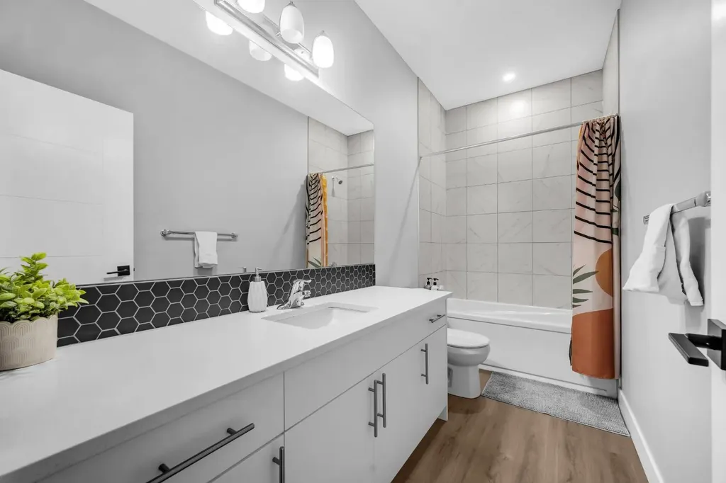 155 Carringham Way NW Calgary AB T4B 3P5