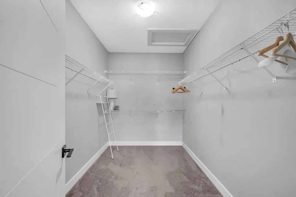 155 Carringham Way NW Calgary AB T4B 3P5