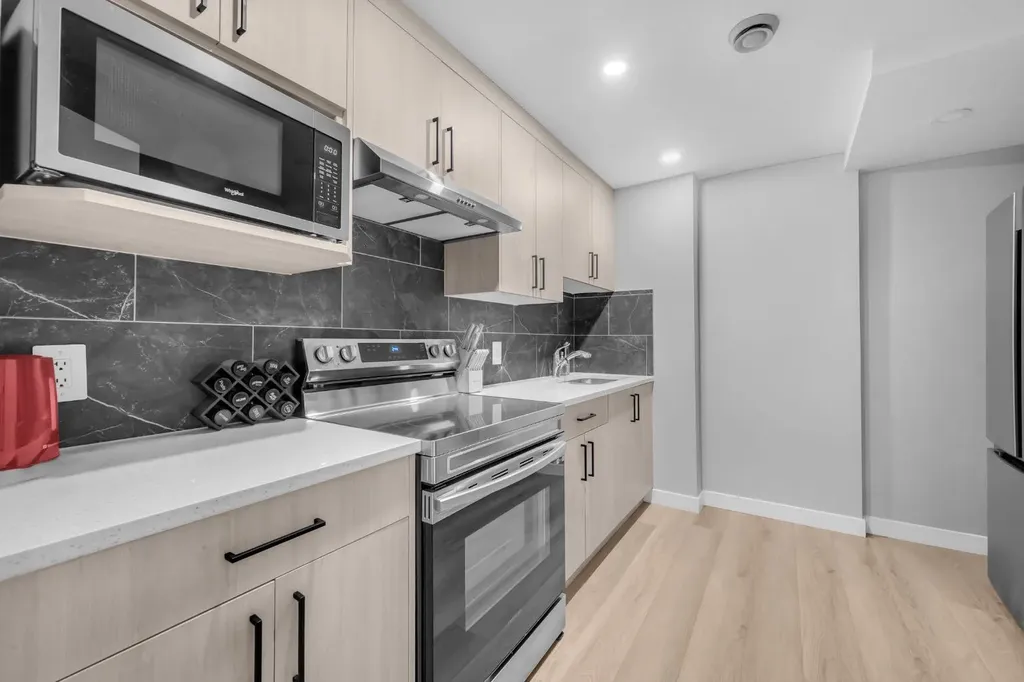 155 Carringham Way NW Calgary AB T4B 3P5