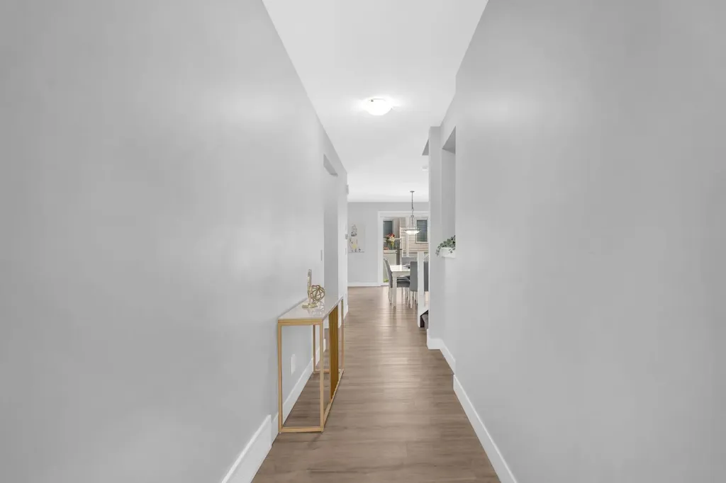 155 Carringham Way NW Calgary AB T4B 3P5