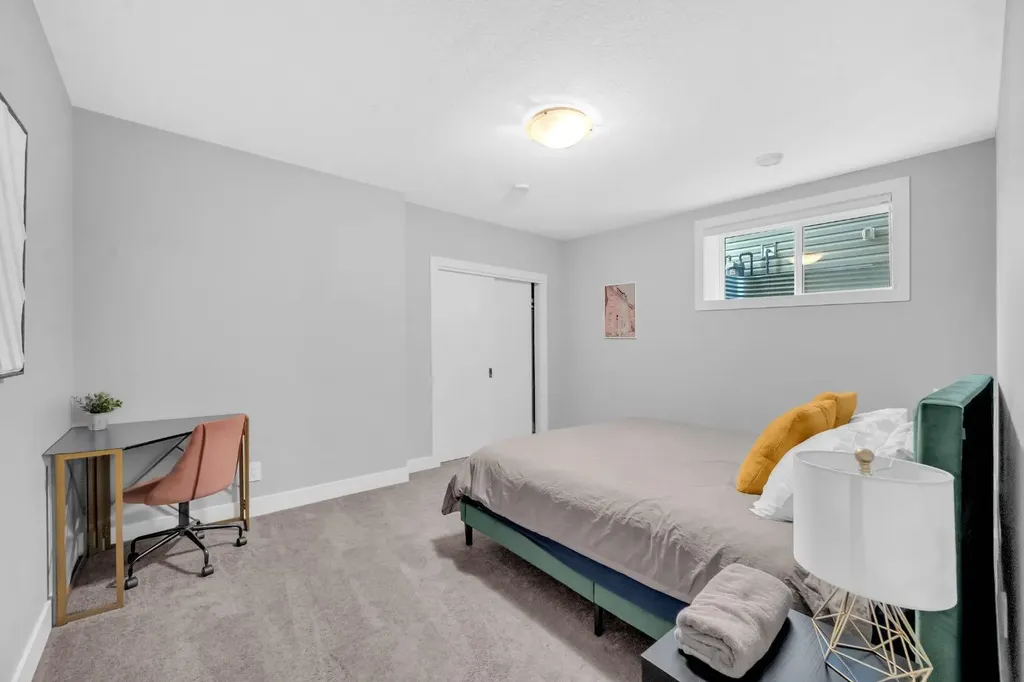 155 Carringham Way NW Calgary AB T4B 3P5