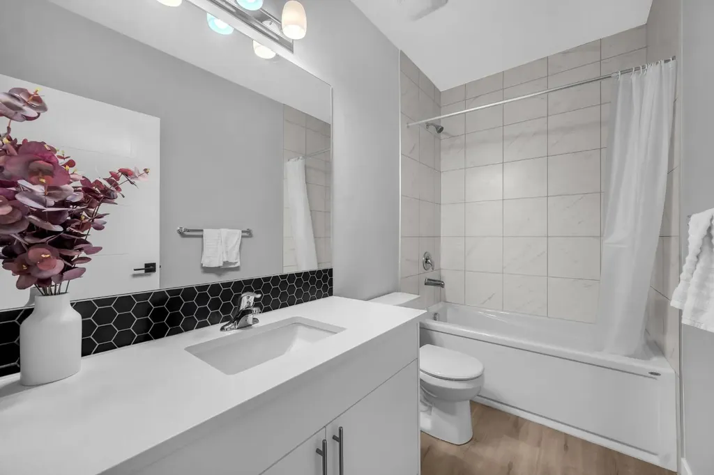 155 Carringham Way NW Calgary AB T4B 3P5