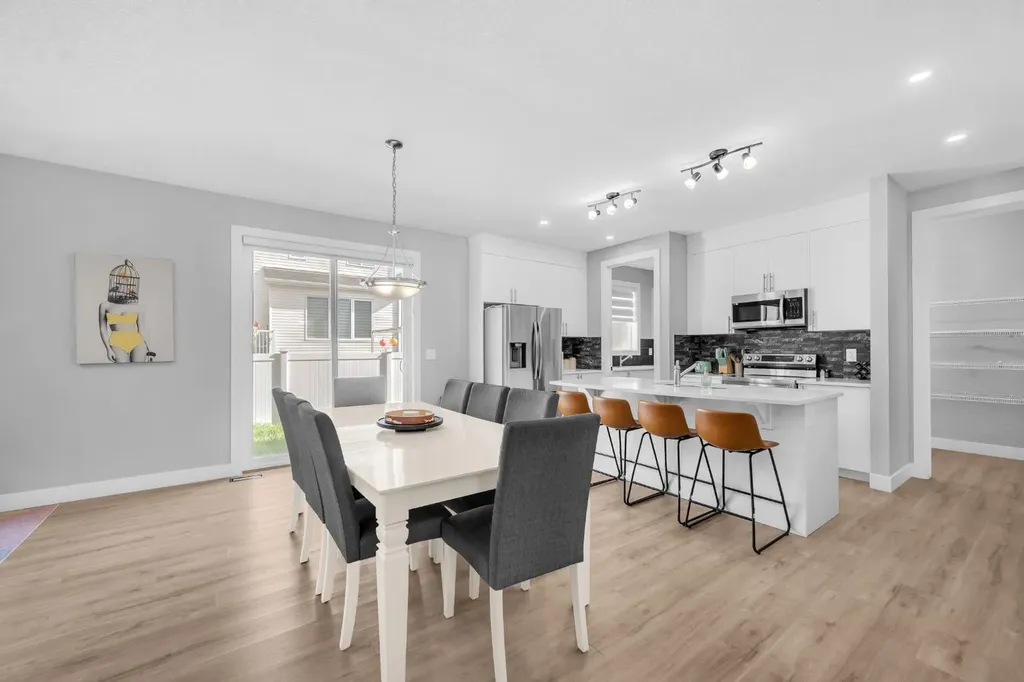 155 Carringham Way NW Calgary AB T4B 3P5