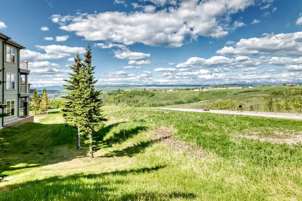 201 Sunset Drive Cochrane AB T4C 0H5