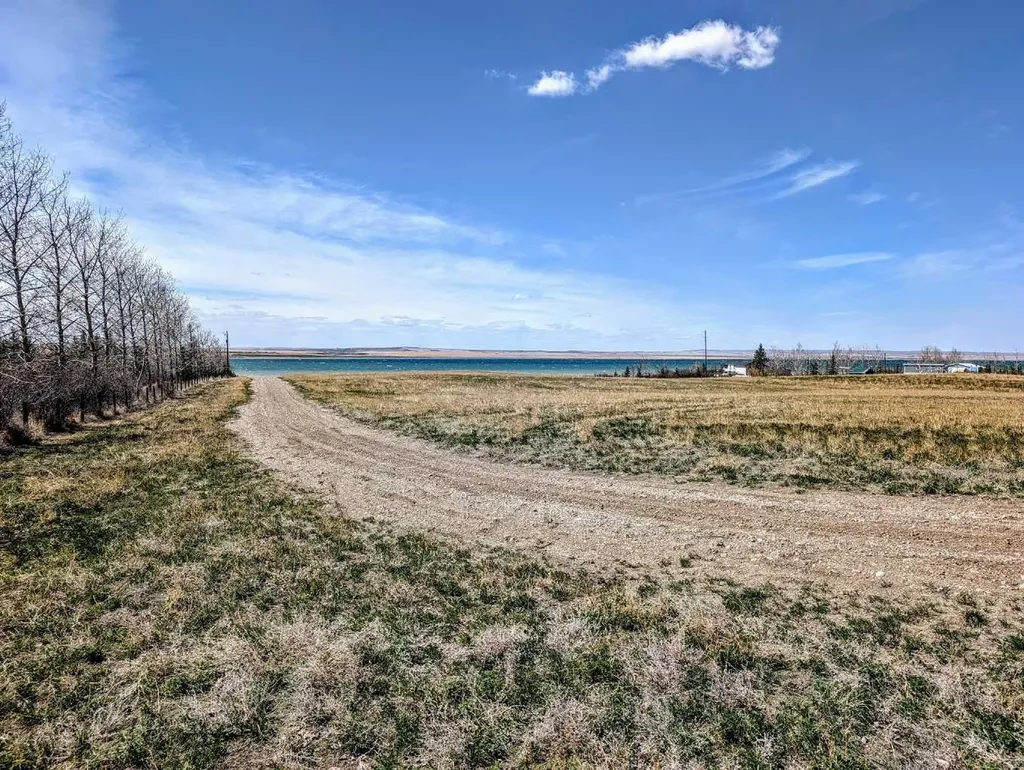 214 Range Road Milo AB T0L 1L0