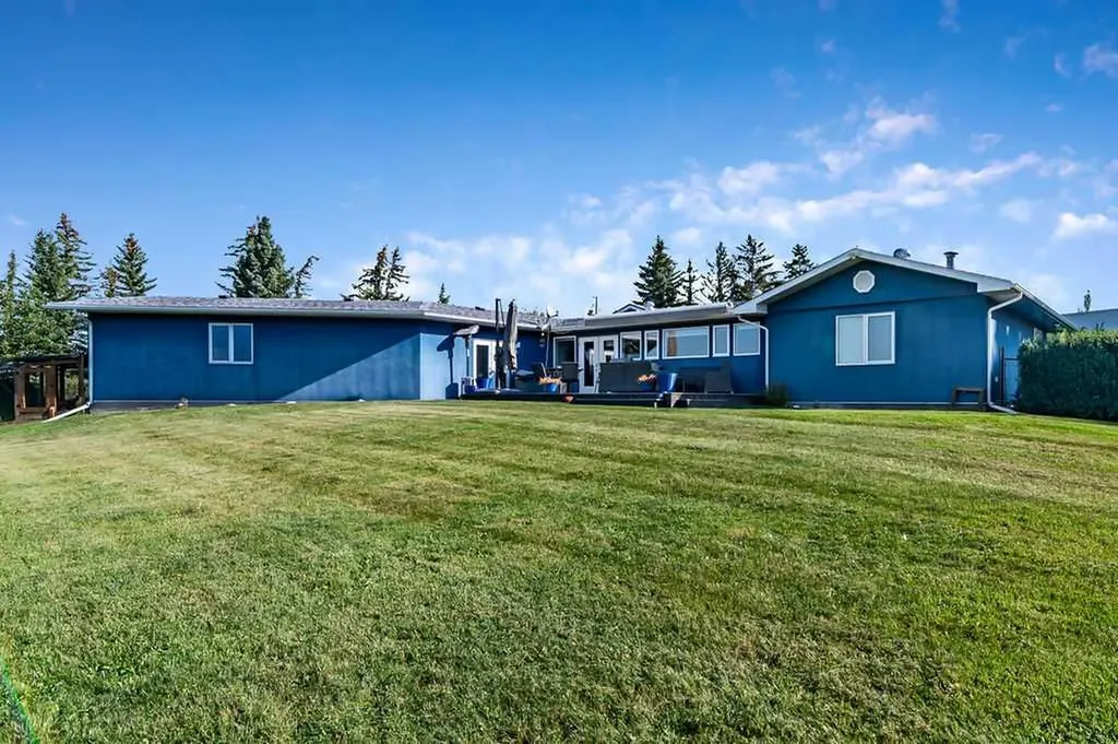 326030 20 Street E Rural Foothills County AB T1S 5H3