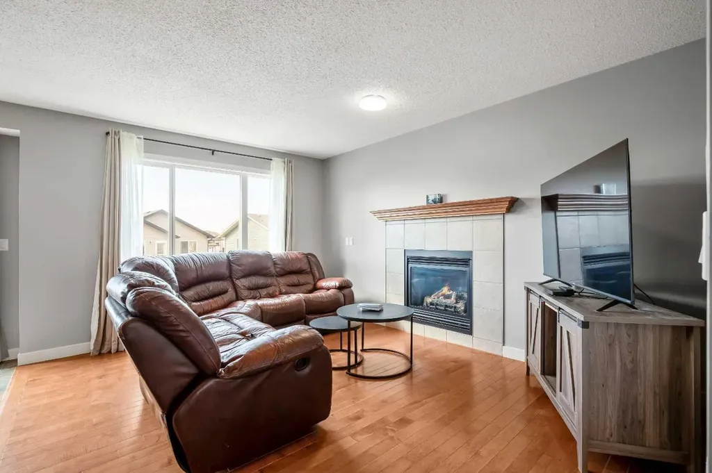 146 Aspen Mews Strathmore AB T1P 1X7