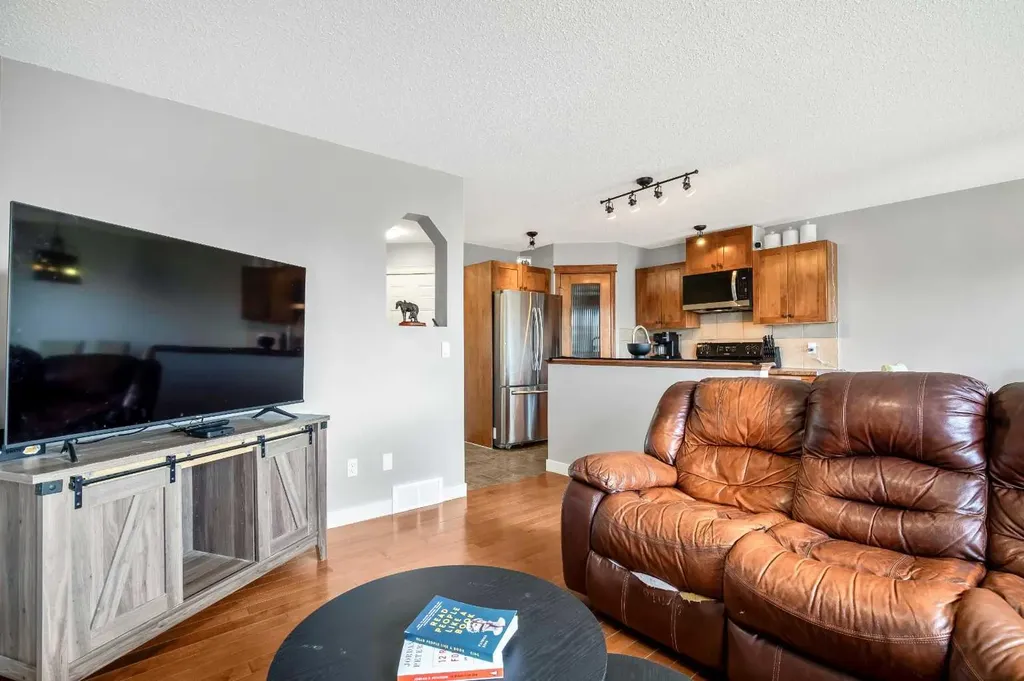 146 Aspen Mews Strathmore AB T1P 1X7