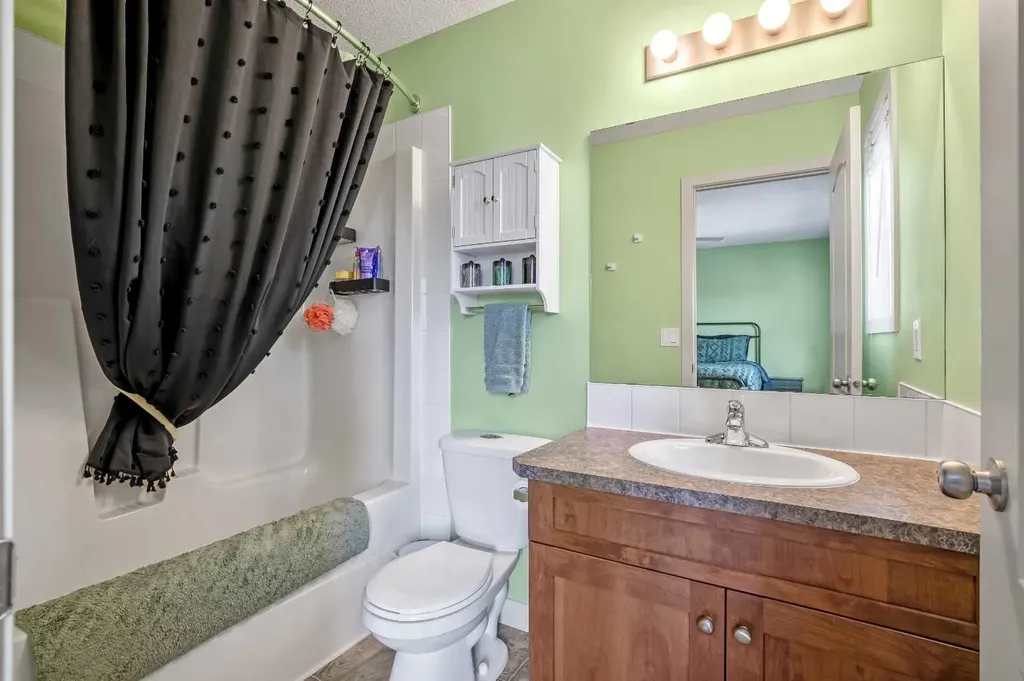 146 Aspen Mews Strathmore AB T1P 1X7