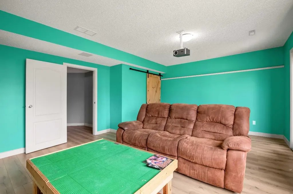 146 Aspen Mews Strathmore AB T1P 1X7