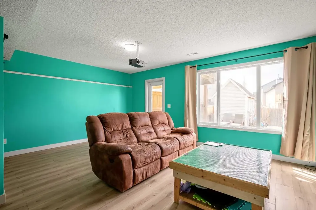 146 Aspen Mews Strathmore AB T1P 1X7
