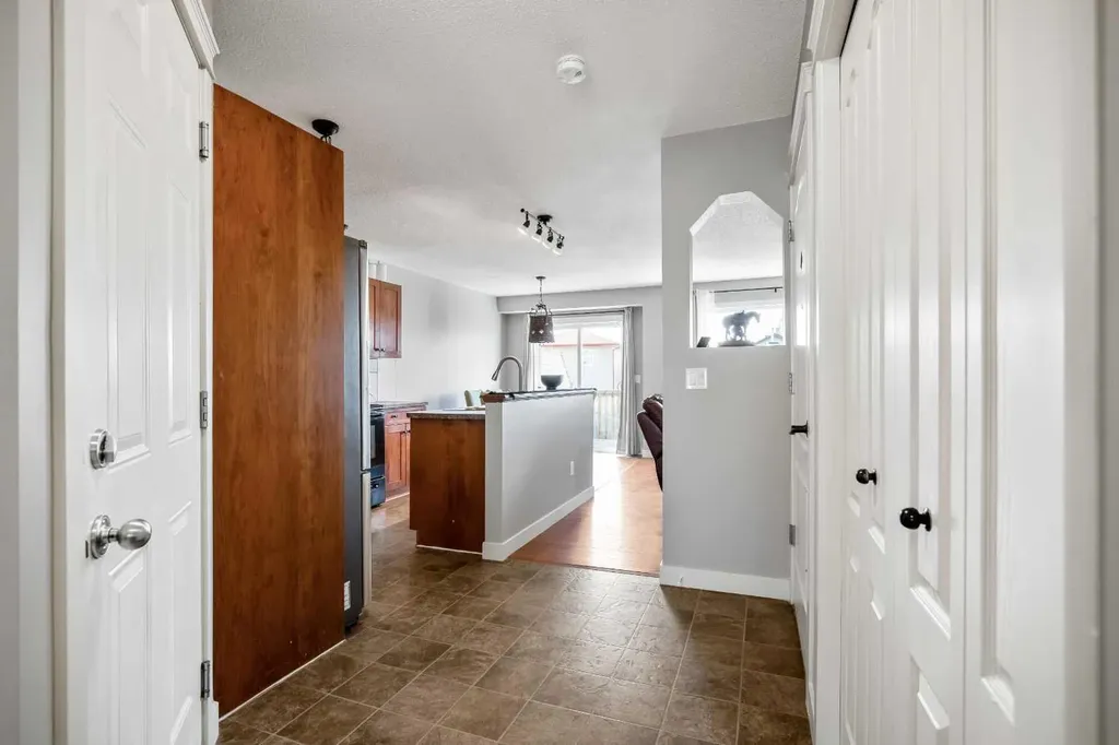 146 Aspen Mews Strathmore AB T1P 1X7