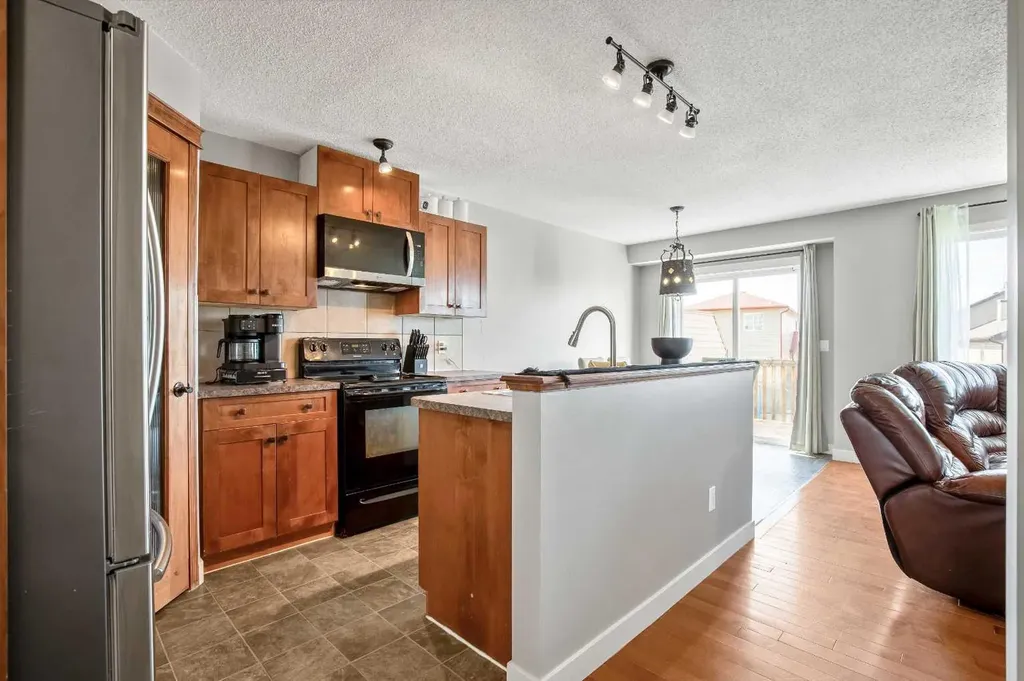 146 Aspen Mews Strathmore AB T1P 1X7