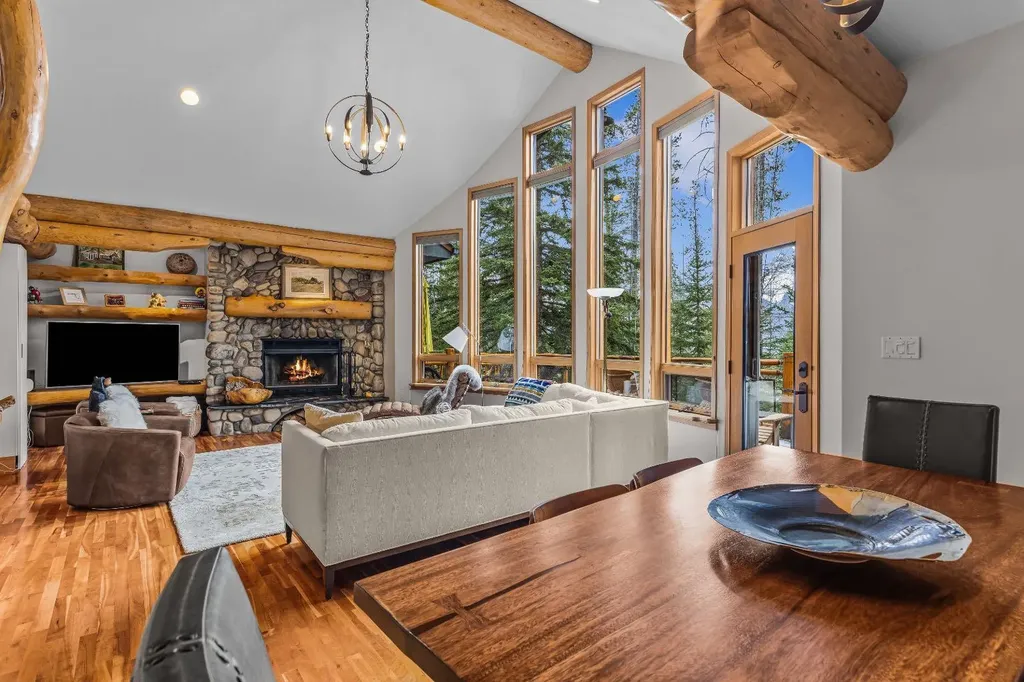 109 Silvertip Ridge Canmore AB T1W 3A8