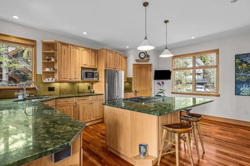 109 Silvertip Ridge Canmore AB T1W 3A8
