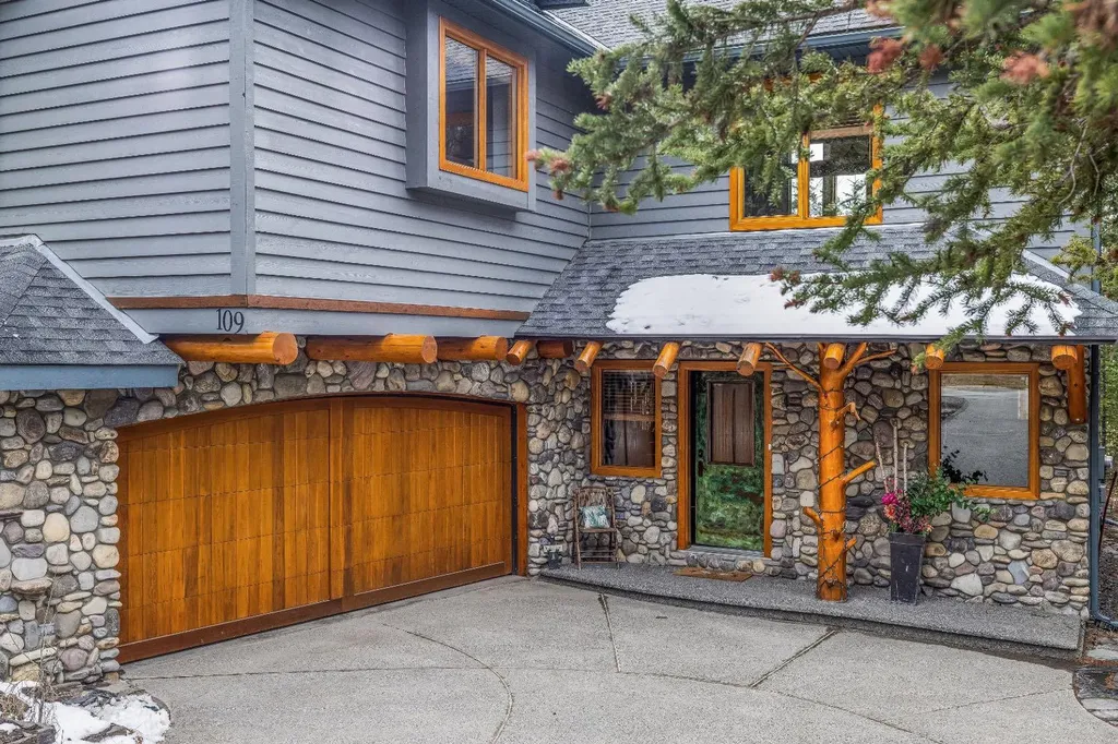 109 Silvertip Ridge Canmore AB T1W 3A8