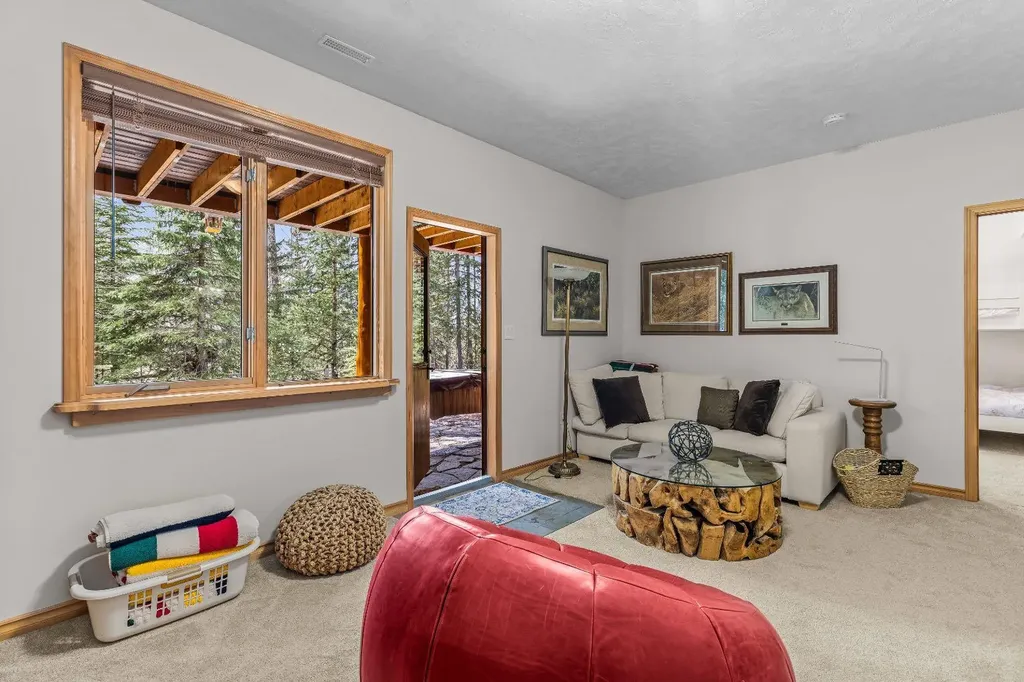 109 Silvertip Ridge Canmore AB T1W 3A8