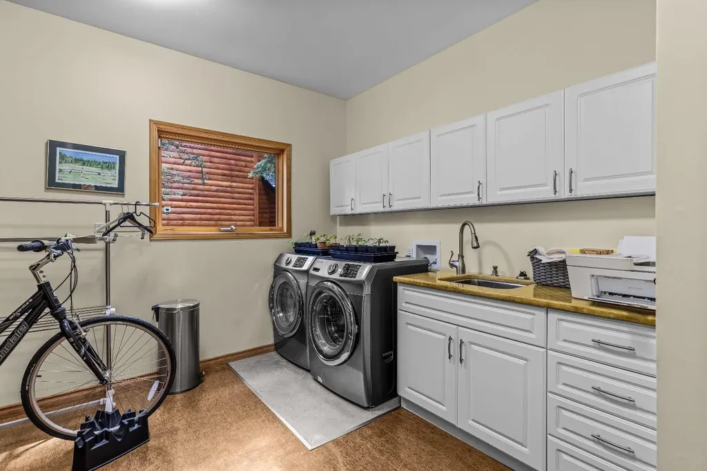 109 Silvertip Ridge Canmore AB T1W 3A8