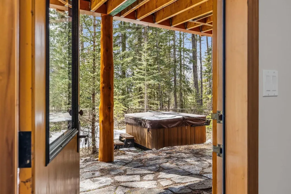 109 Silvertip Ridge Canmore AB T1W 3A8