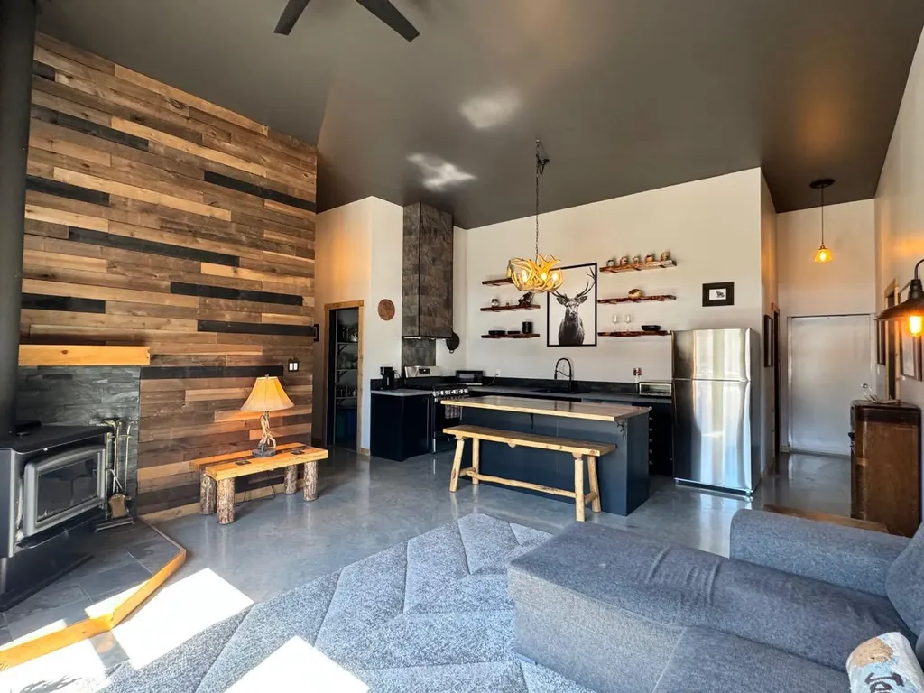 872083 Rge Road 54 Rural Clear Hills County AB T0H 3W0