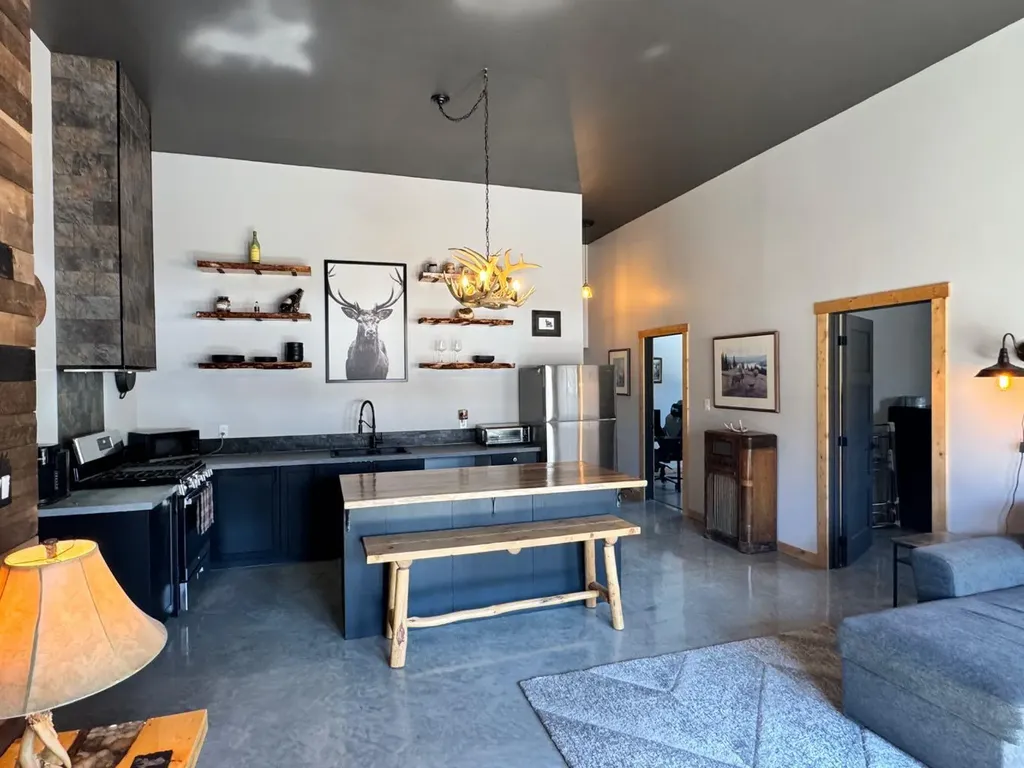 872083 Rge Road 54 Rural Clear Hills County AB T0H 3W0
