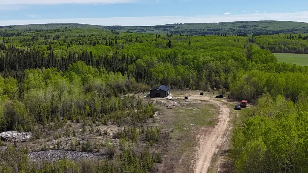 872083 Rge Road 54 Rural Clear Hills County AB T0H 3W0