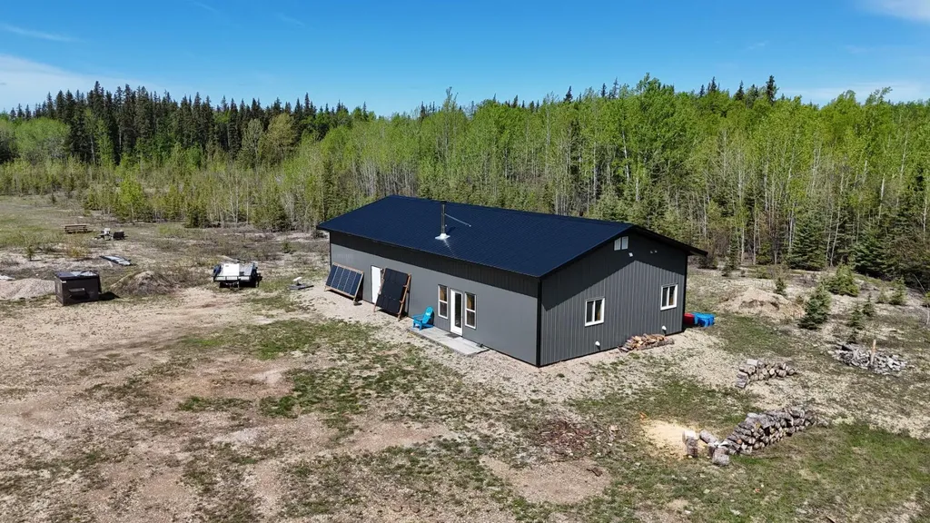 872083 Rge Road 54 Rural Clear Hills County AB T0H 3W0