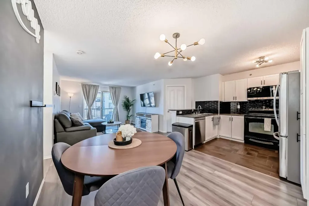 16969 24 Street SW Calgary AB T2Y0H9