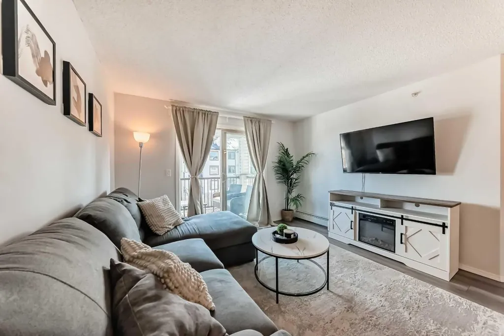 16969 24 Street SW Calgary AB T2Y0H9