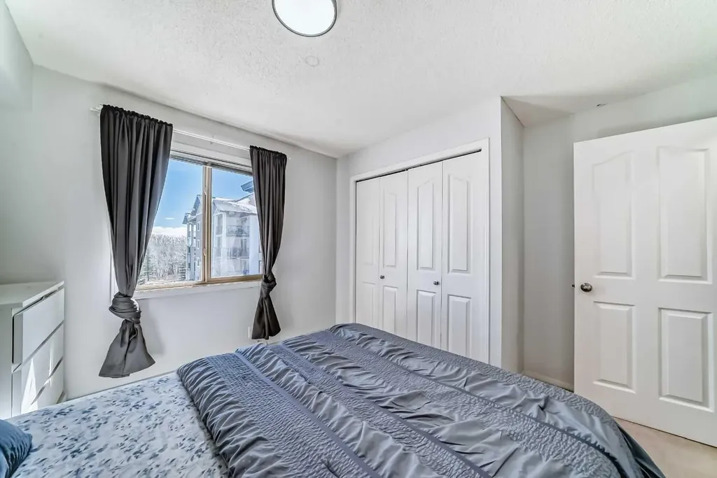 16969 24 Street SW Calgary AB T2Y0H9