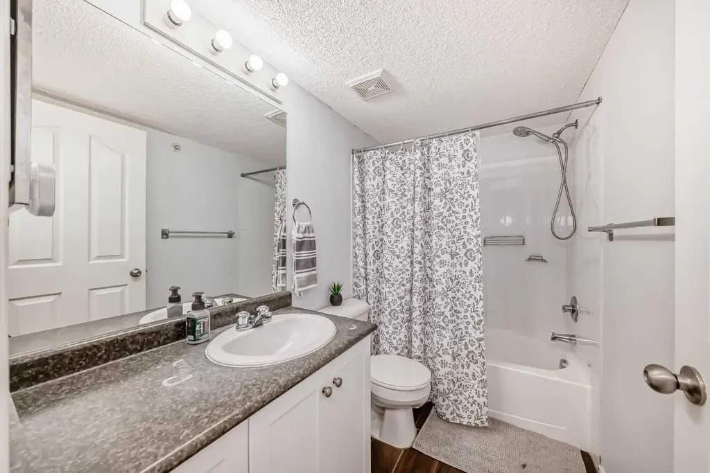 16969 24 Street SW Calgary AB T2Y0H9