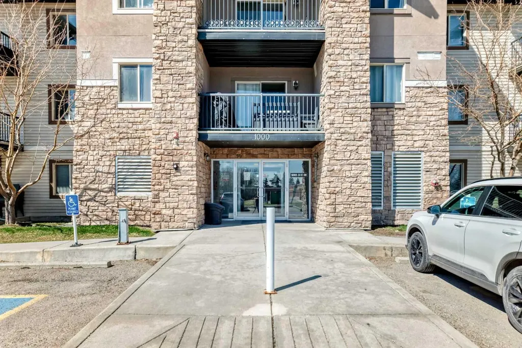 16969 24 Street SW Calgary AB T2Y0H9