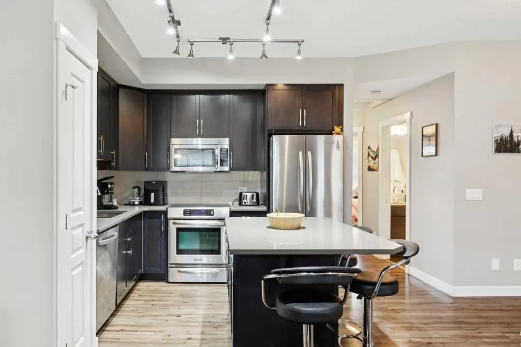 1127 Mckenzie Towne Row SE Calgary AB T2Z1E1