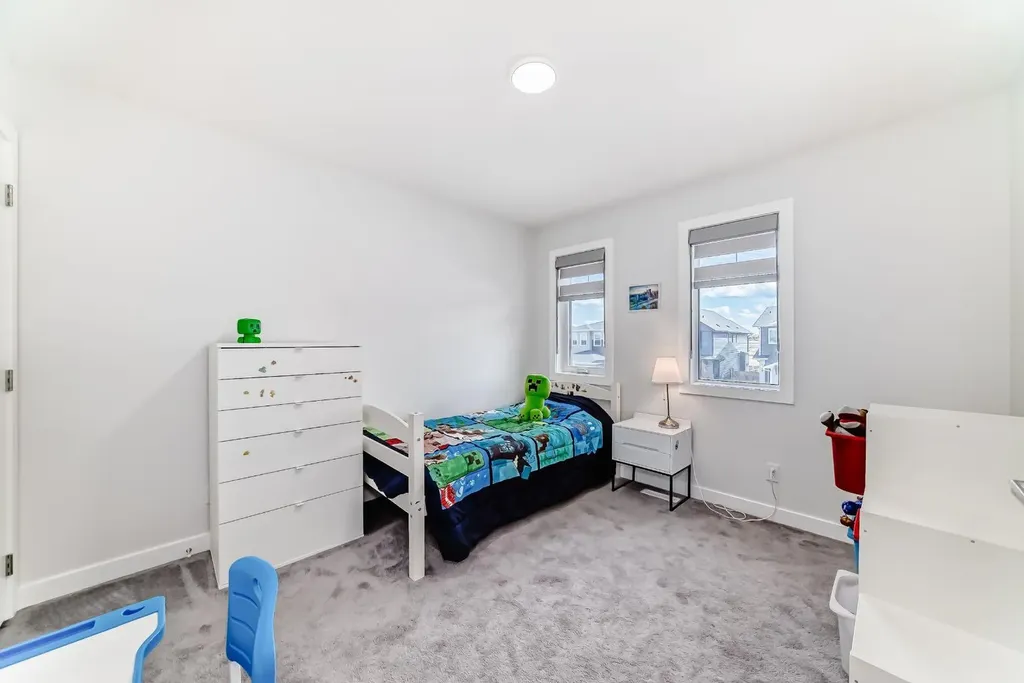 194 Willow Place Cochrane AB T4A3K2