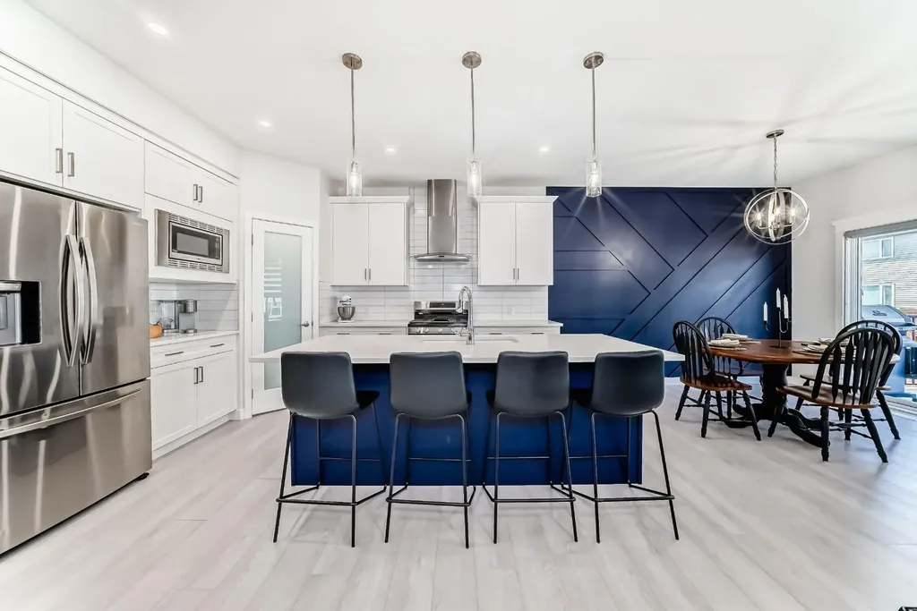 194 Willow Place Cochrane AB T4A3K2