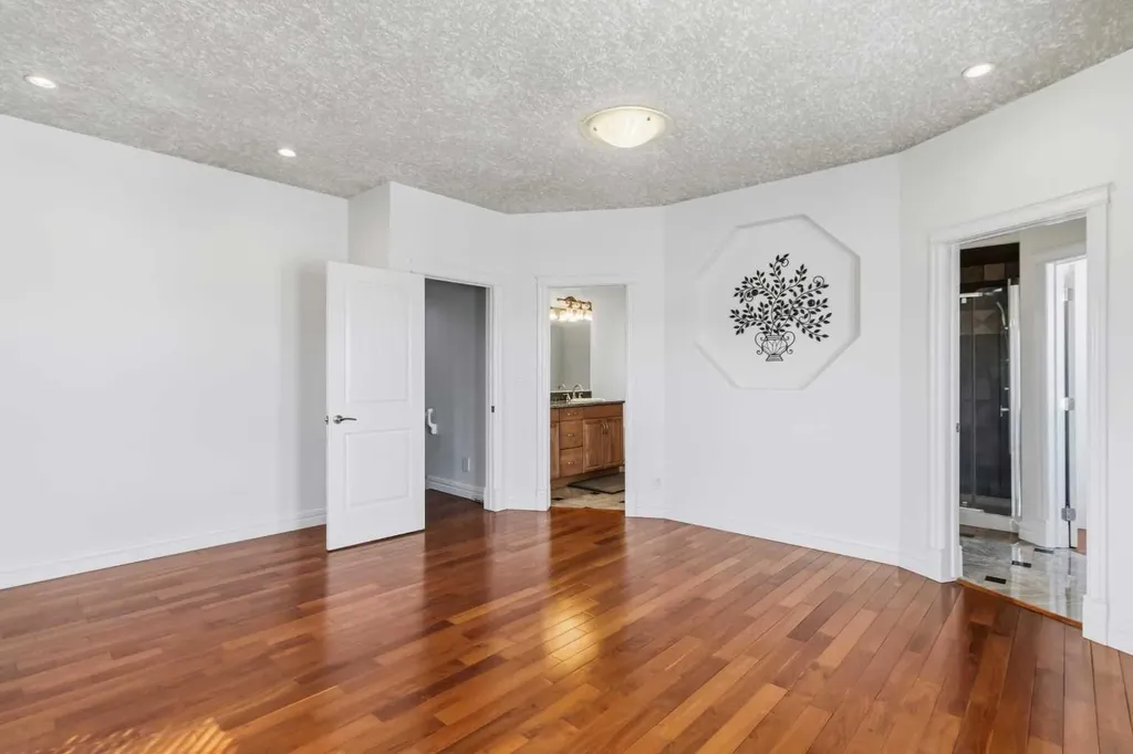 164 Wild Rose Street Fort Mcmurray AB T9K0G7