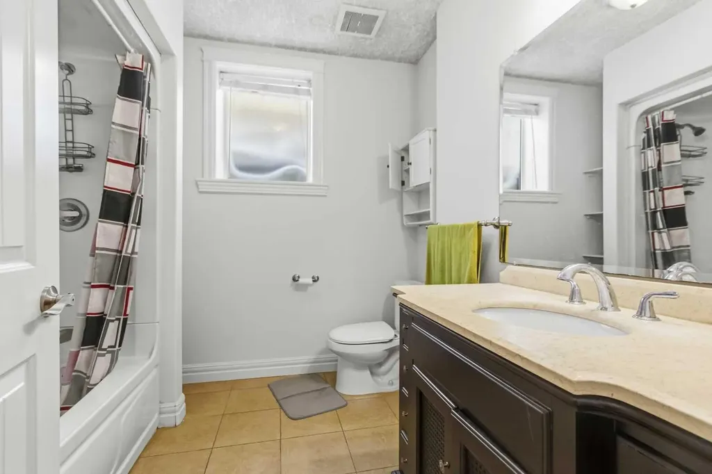 164 Wild Rose Street Fort Mcmurray AB T9K0G7
