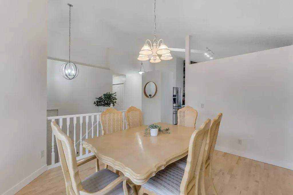 44 Douglas Glen Crescent SE Calgary AB T2Z 3M6